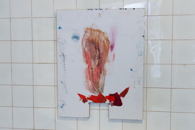 Klaus Winichner, Lady Gaga Nonchalant 2022, poppy seed oil, pigment (cadmium orange), pencil, tissue, on veneer, 70 x 56 cm. Au Ciel, Galerie Sandra Bürgel, Berlin 2022
