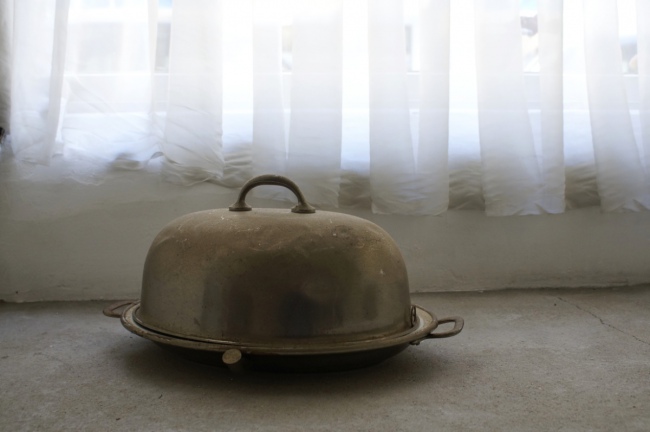 Sandra Hauser "cloche" 2020, metal, wild silk, diverse, variable