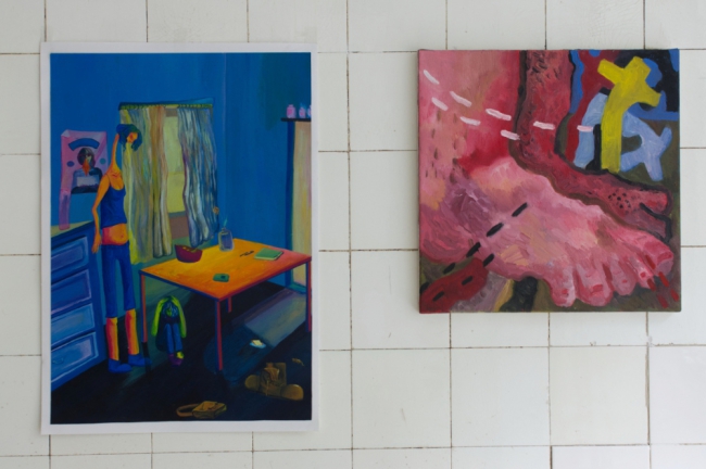 Phina Hansen "Higher Self" 2020 acrylic on paper 56 x 39,5 cm / Laura Mercedes Arndt "Welch ein Grund" 2020 oil on canvas 40 x 40 cm. Passive Aggressive, Galerie Sandra Bürgel, Berlin 2021